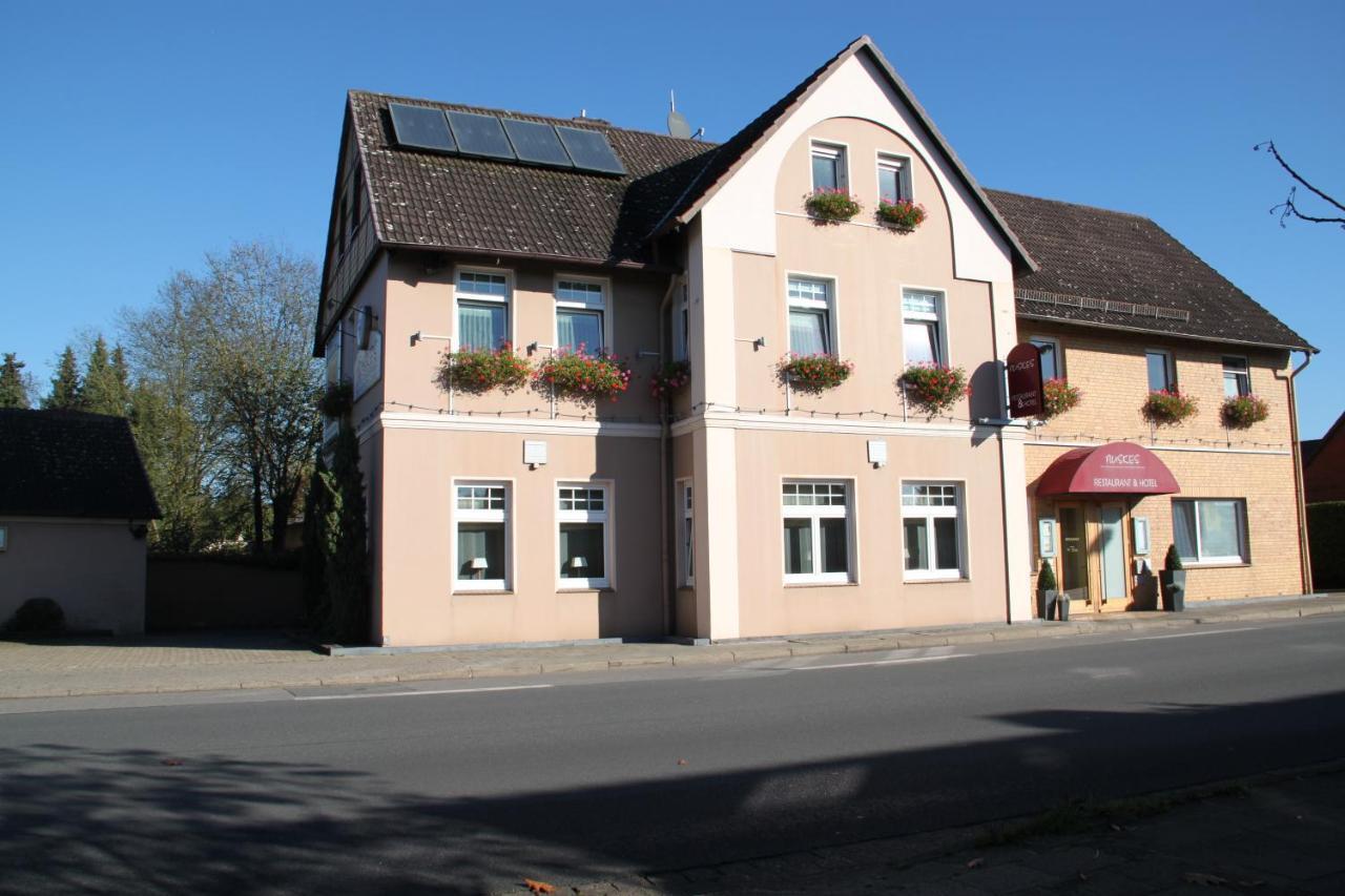 Buskes Hotel Steinfoerde Wietzendorf Eksteriør bilde